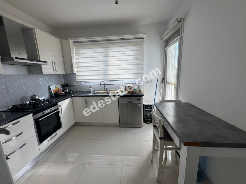 Lefkoşa Yenikent 3 Ay Peşin Ödemeli Ebeveyn Banyolu Full Eşyalı Kiralık 3+1 Daire