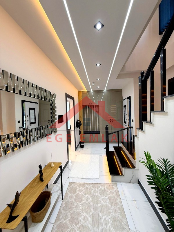 Didim'de Denize 500 Metre Mesafede Satılık Müstakil Villa