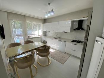 Güvenay - Çorum Karakeçili Fatih Caddesi Üzeri Civarı Satılık 4+1 Daire 