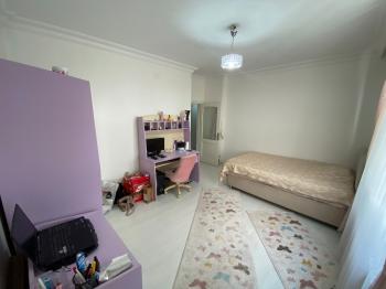 Güvenay - Çorum Karakeçili Fatih Caddesi Üzeri Civarı Satılık 4+1 Daire 