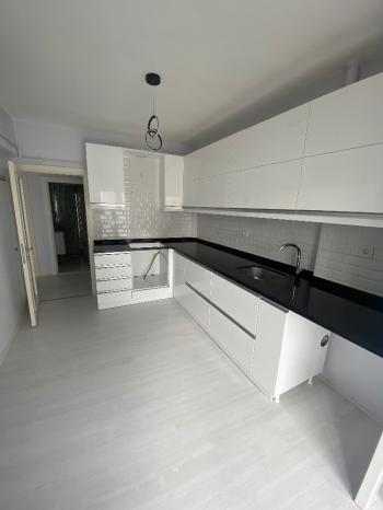 GÜVENAY - ÇORUM KARAKEÇELİ ALBAYRAK CADDESİ ÜZERİ SATILIK DAİRE