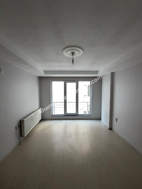 VAN'IN EN İYİ KONUMUNDA SATILIK 2+1 DAİRE
