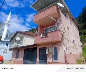 MUDANYA MERKEZE EN YAKIN KÖY IŞIKLI'DA SATILIK DOĞA MANZARALI MÜSTAKİL EV