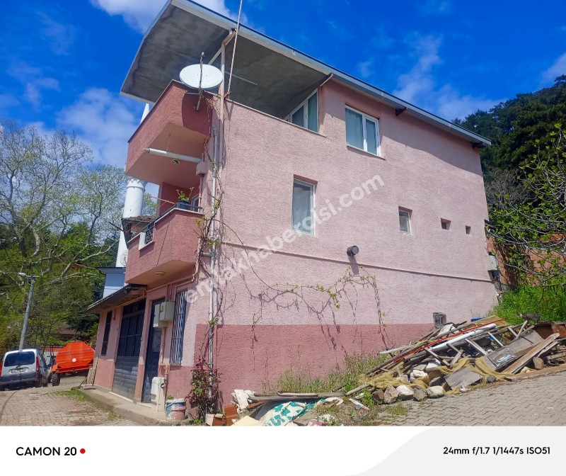MUDANYA MERKEZE EN YAKIN KÖY IŞIKLI'DA SATILIK DOĞA MANZARALI MÜSTAKİL EV