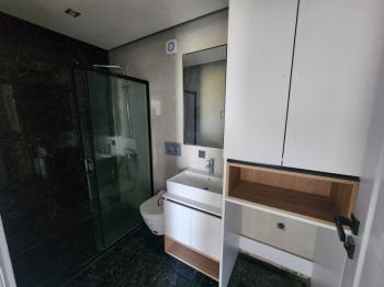 ALTINKUM MAHALLESİ’NDE DENİZ MANZARALI SIFIR 2+1 LÜKS DAİRE