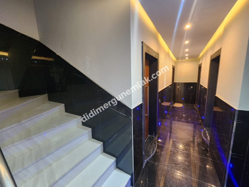 ALTINKUM MAHALLESİ’NDE DENİZ MANZARALI SIFIR 2+1 LÜKS DAİRE
