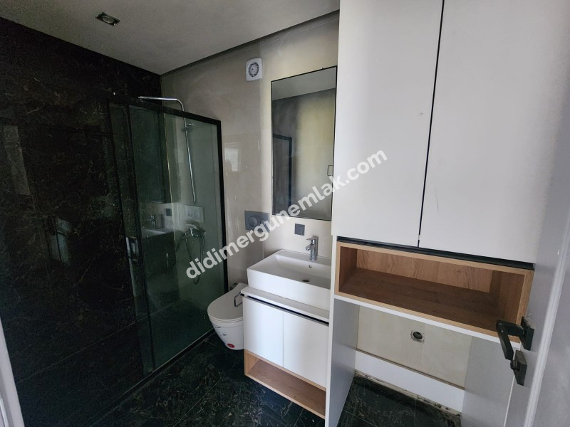 ALTINKUM MAHALLESİ’NDE DENİZ MANZARALI SIFIR 2+1 LÜKS DAİRE