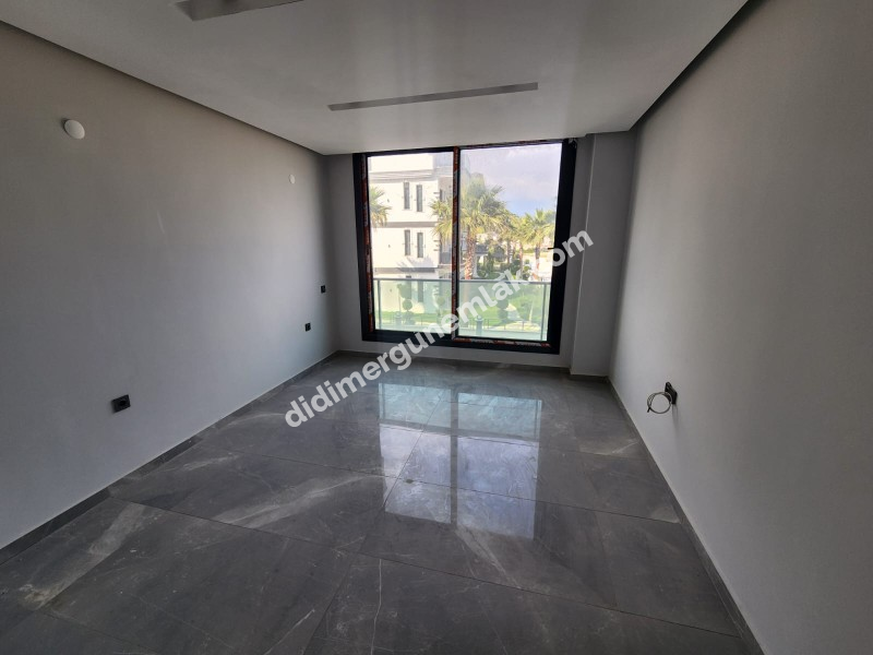 ALTINKUM MAHALLESİ’NDE DENİZ MANZARALI SIFIR 2+1 LÜKS DAİRE