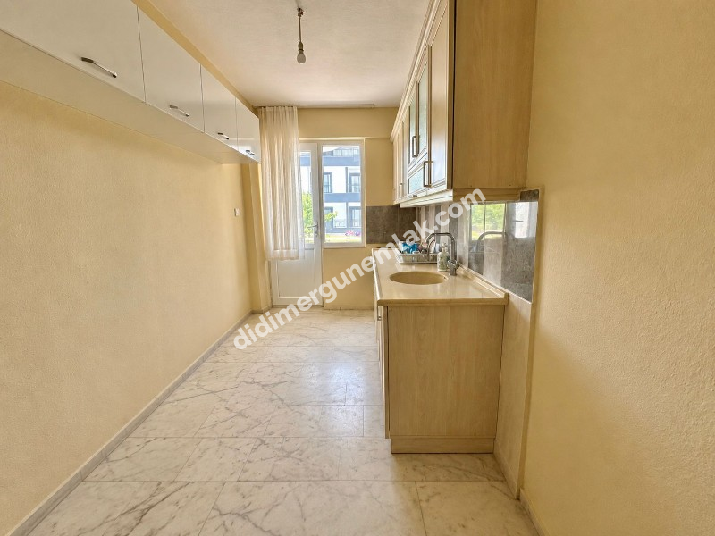 DİDİM ALTINKUM’DA PLAJA SADECE 150 METRE MESAFEDE 2+1 FIRSAT DAİRE