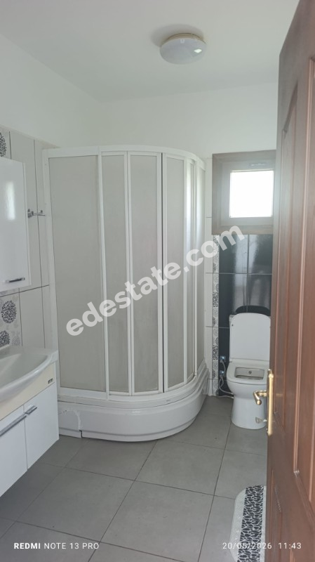 GİRNE AĞIRDAĞ'da Geniş Arazi İçerisinde SATILIK 1+1 DUBLEKS EV