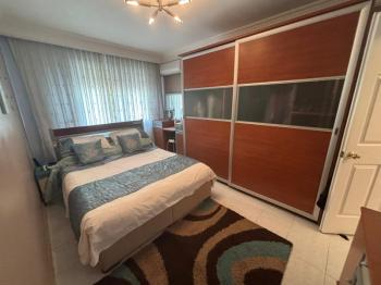 Didim Altınkum Sınırında İngiliz Aileden Tam Eşyalı Satılık 3+1 Ebeveyn Banyolu Ara Kat Daire