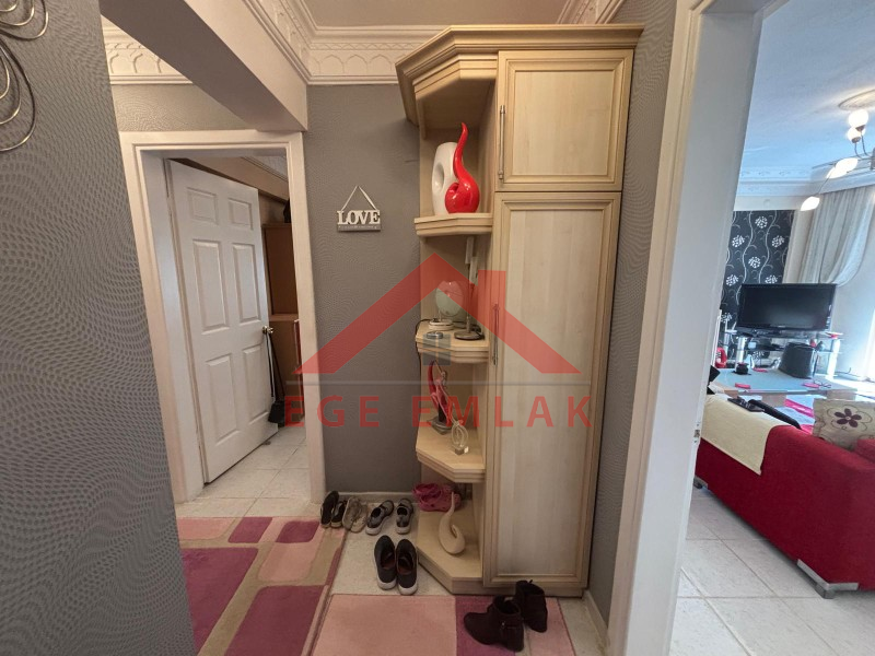 Didim Altınkum Sınırında İngiliz Aileden Tam Eşyalı Satılık 3+1 Ebeveyn Banyolu Ara Kat Daire