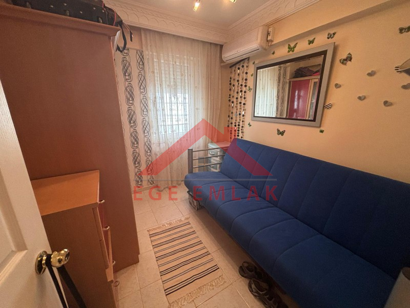 Didim Altınkum Sınırında İngiliz Aileden Tam Eşyalı Satılık 3+1 Ebeveyn Banyolu Ara Kat Daire