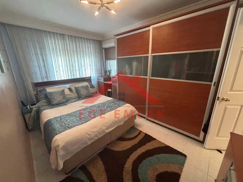 Didim Altınkum Sınırında İngiliz Aileden Tam Eşyalı Satılık 3+1 Ebeveyn Banyolu Ara Kat Daire