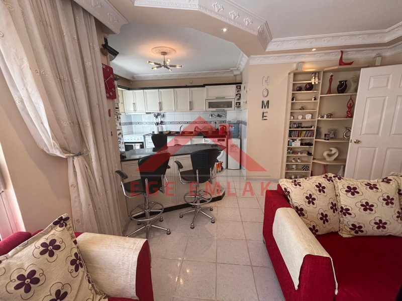 Didim Altınkum Sınırında İngiliz Aileden Tam Eşyalı Satılık 3+1 Ebeveyn Banyolu Ara Kat Daire