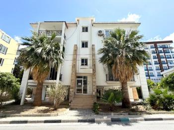 Kıbrıs Girne Merkez 3+1 Eşyalı Satılık Fırsat Daire