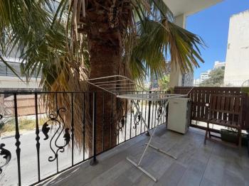 Kıbrıs Girne Merkez 3+1 Eşyalı Satılık Fırsat Daire
