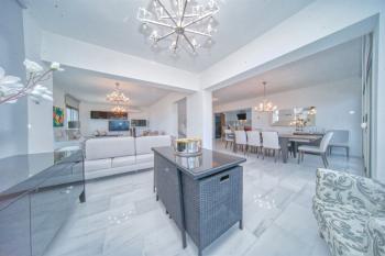Girne Doğanköy’de 4+1 Özel Tasarım Satılık Dubleks Daire
