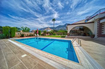 Girne Karşıyaka’da Ayrıcalıklı Villa Yaşamı