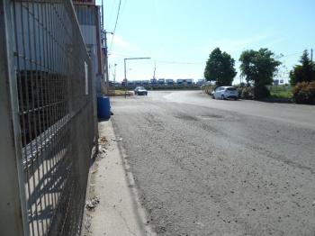 ÇORLU YENİ SANAYİDE KİRALIK REKLAM DEĞERLİ 500 M2 DÜKKAN 