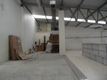 ÇORLU YENİ SANAYİDE KİRALIK REKLAM DEĞERLİ 500 M2 DÜKKAN 