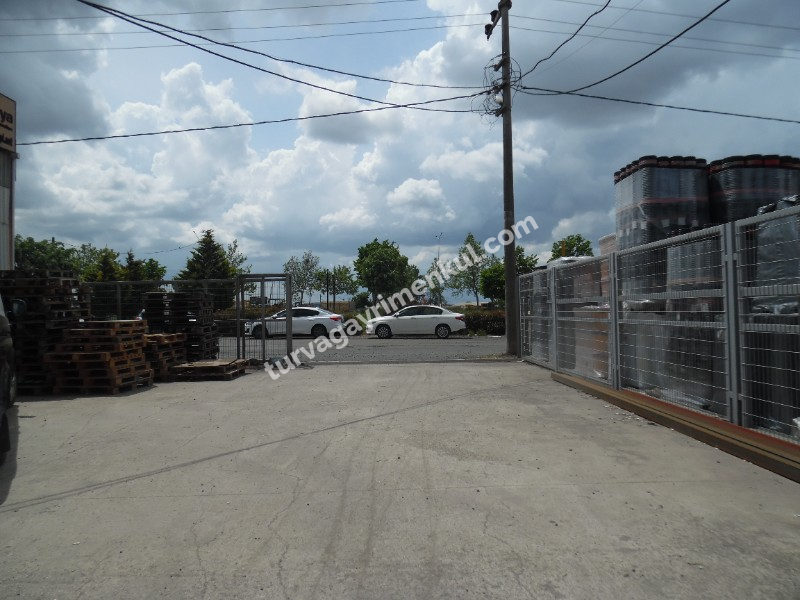 ÇORLU YENİ SANAYİDE KİRALIK REKLAM DEĞERLİ 500 M2 DÜKKAN 