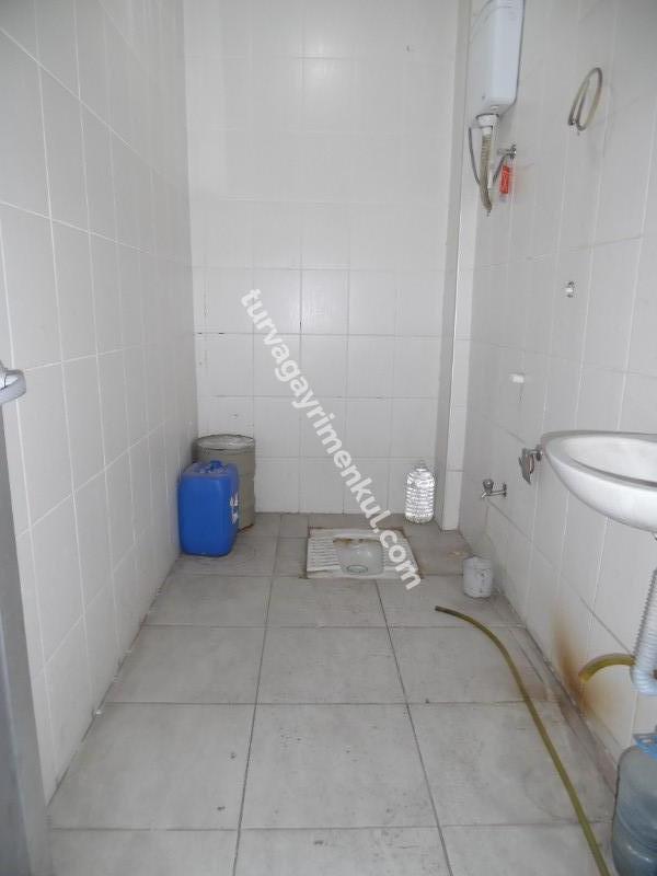 ÇORLU YENİ SANAYİDE KİRALIK REKLAM DEĞERLİ 500 M2 DÜKKAN 