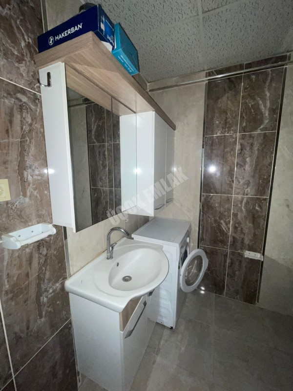AFYON ÜÇOK EMLAKTAN KASIMPAŞA MAH 1+1 50m² TEMİZ BAKIMLI EŞYALI KİRALIK DAİRE