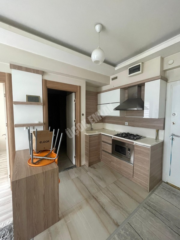 AFYON ÜÇOK EMLAKTAN KASIMPAŞA MAH 1+1 50m² TEMİZ BAKIMLI EŞYALI KİRALIK DAİRE