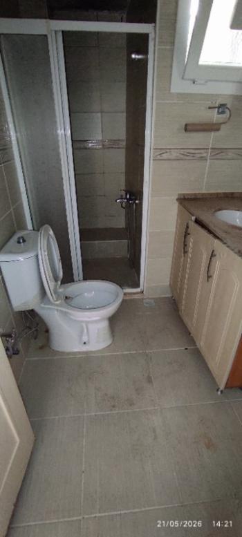 Antre Emlak'tan Kiralık Bozyaka Hastane Yanı Bahçelievler Mahallesinde 3+1,140 M2  Doğalgazlı Bakımlı Daire