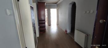 Antre Emlak'tan Kiralık Bozyaka Hastane Yanı Bahçelievler Mahallesinde 3+1,140 M2  Doğalgazlı Bakımlı Daire