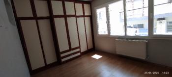 Antre Emlak'tan Kiralık Bozyaka Hastane Yanı Bahçelievler Mahallesinde 3+1,140 M2  Doğalgazlı Bakımlı Daire