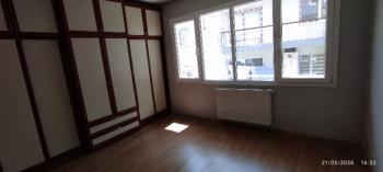 Antre Emlak'tan Kiralık Bozyaka Hastane Yanı Bahçelievler Mahallesinde 3+1,140 M2  Doğalgazlı Bakımlı Daire