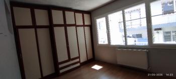 Antre Emlak'tan Kiralık Bozyaka Hastane Yanı Bahçelievler Mahallesinde 3+1,140 M2  Doğalgazlı Bakımlı Daire