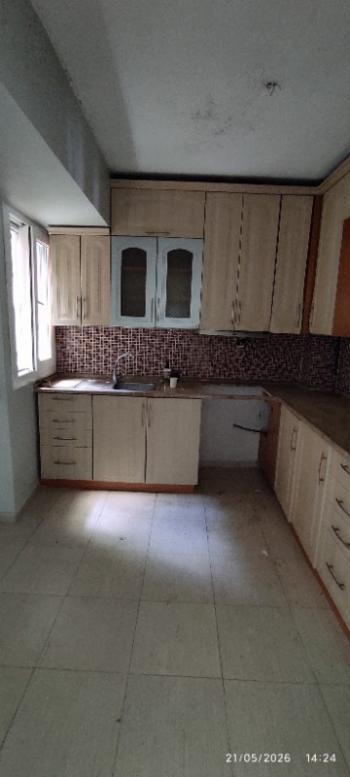 Antre Emlak'tan Kiralık Bozyaka Hastane Yanı Bahçelievler Mahallesinde 3+1,140 M2  Doğalgazlı Bakımlı Daire