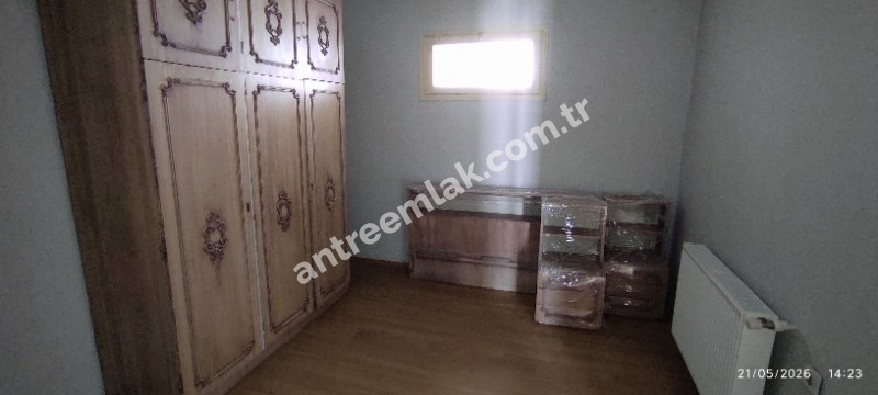 Antre Emlak'tan Kiralık Bozyaka Hastane Yanı Bahçelievler Mahallesinde 3+1,140 M2  Doğalgazlı Bakımlı Daire