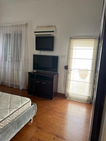 Lefkoşa Kumsal Bölgesinde Ticari İzinli Zemin Kat KİRALIK Daire