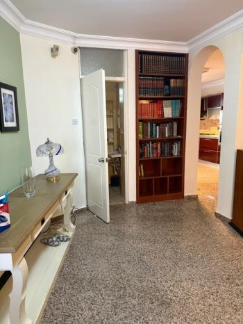 Lefkoşa Kumsal Bölgesinde Ticari İzinli Zemin Kat KİRALIK Daire