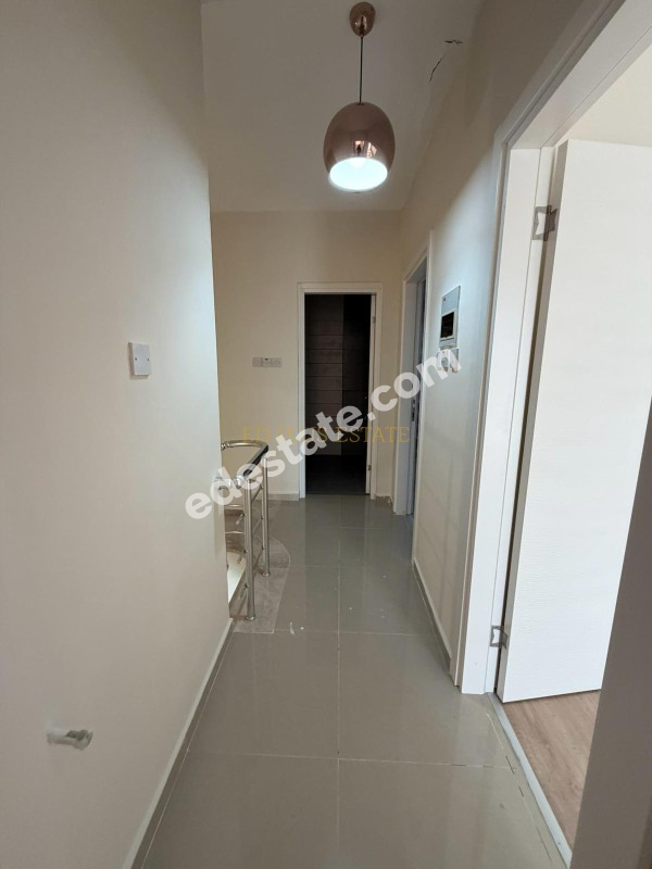 Lefkoşa Minareliköy'de Erülkü Karşısı Beyaz Eşyalı veya Full Eşyalı Kiralık 3+1 Villa