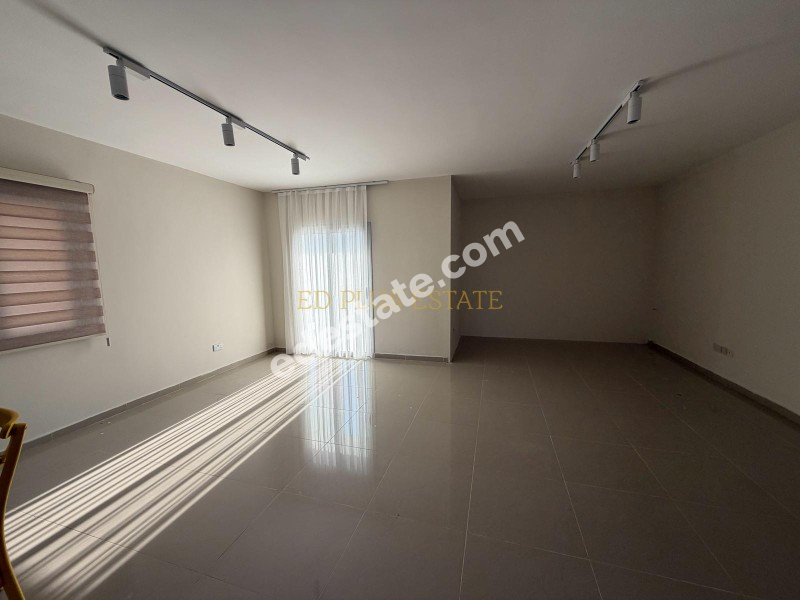 Lefkoşa Minareliköy'de Erülkü Karşısı Beyaz Eşyalı veya Full Eşyalı Kiralık 3+1 Villa