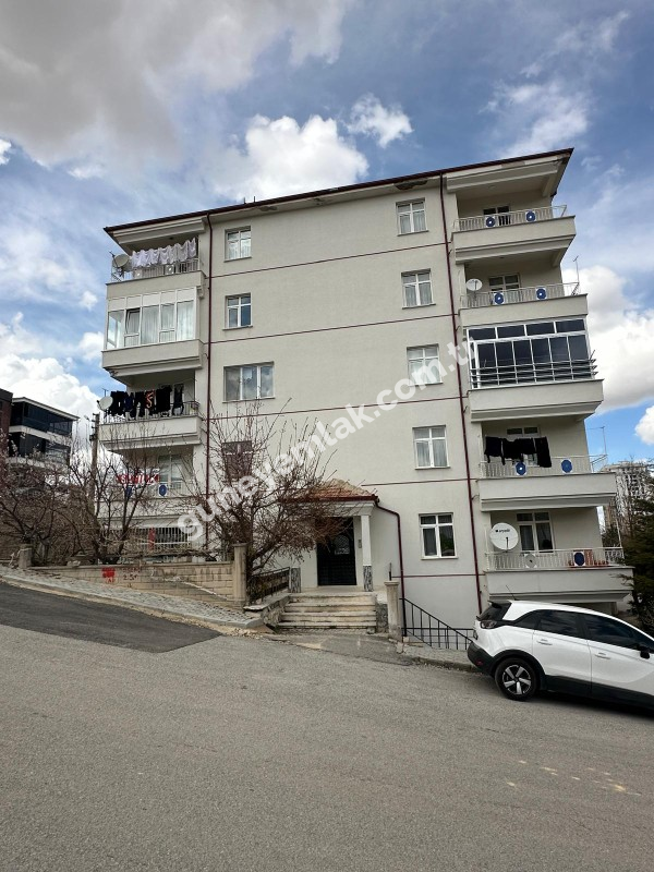 TABDUK EMRE MAHALLESİNDE KİRALIK 3+1 ARAKAT