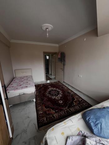 ÜNİVERSİTE BÖLGESİNDE KİRALIK EŞYALI 1+1 DAİRE