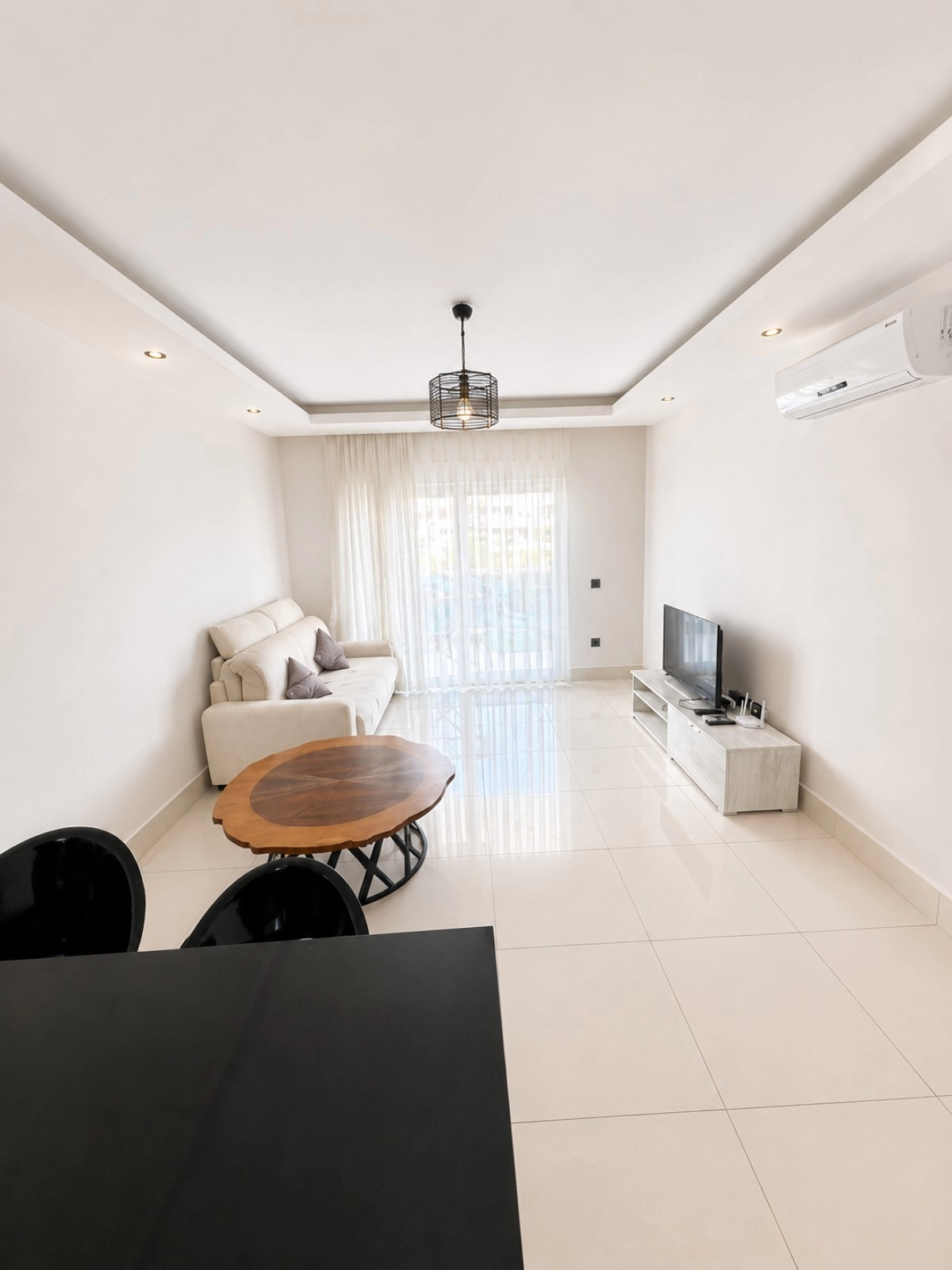 Luxury Furnished 1+1 Apartment Tosmur
