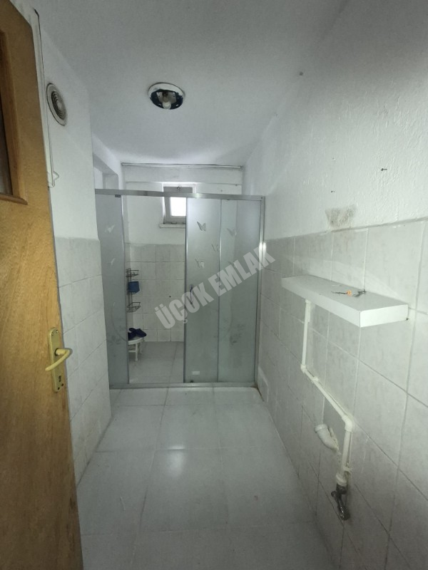 AFYON ÜÇOK EMLAKTAN KOCATEPE MAH 3+1 1155M² TEMİZ BAKIMMLI KİRALIK DAİRE 