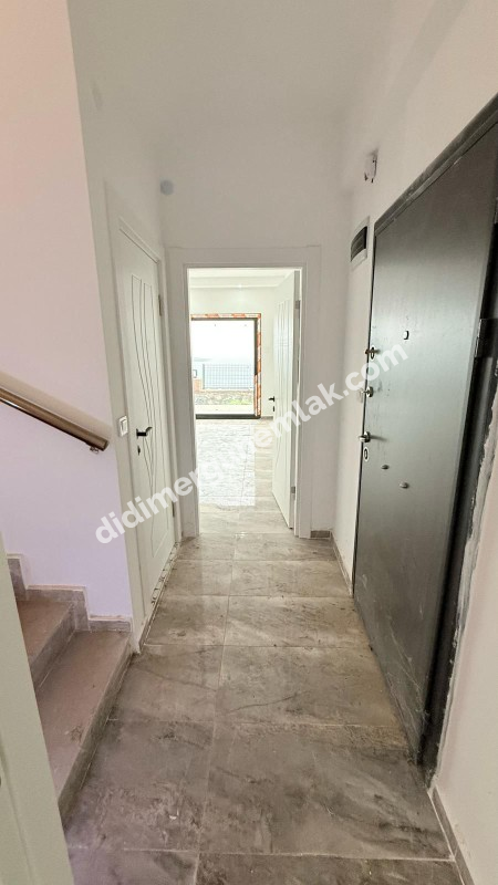 AKBÜK’TE HAVUZLU SİTE İÇERİSİNDE | DENİZ MANZARALI | MÜSTAKİL GİRİŞLİ | 3+1 SATILIK VİLLA!