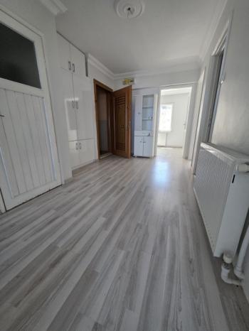 MUDANYA YENİ MAHALLE'DE DENİZ MANZARALI KİRALIK 2+1 ARA KAT DAİRE