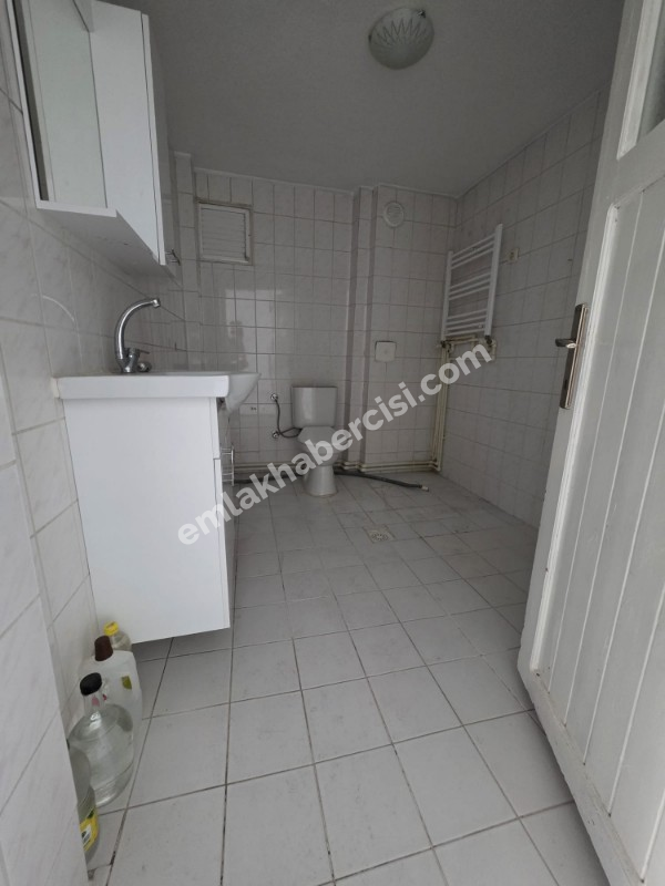 MUDANYA YENİ MAHALLE'DE DENİZ MANZARALI KİRALIK 2+1 ARA KAT DAİRE
