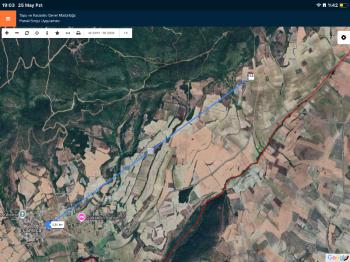 DijitalEmlak'tan Karacabey Çamlıca'da Satılık 2.800 m2 Yatırmlık Kıymetli Arazi.