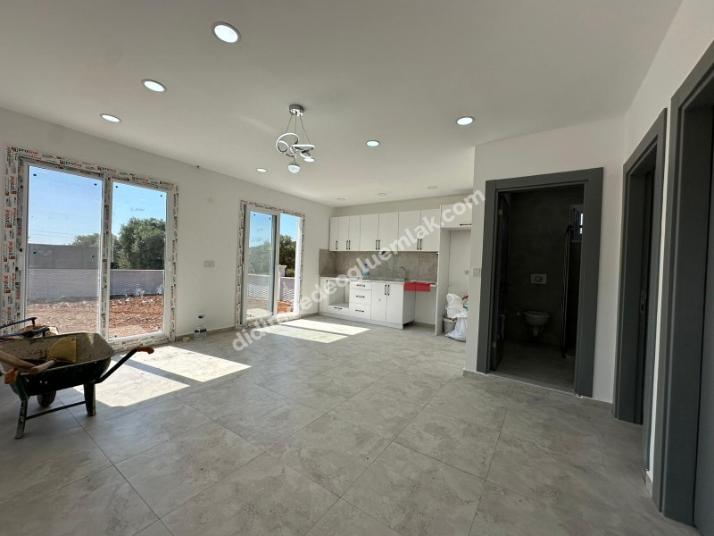 DİDİM AKYENİKÖYDE 300 M2 ARSADA TEK KATLI MÜSTAKİL EV