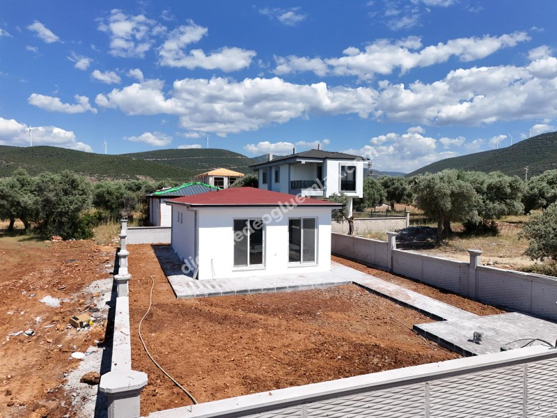 DİDİM AKYENİKÖYDE 300 M2 ARSADA TEK KATLI MÜSTAKİL EV